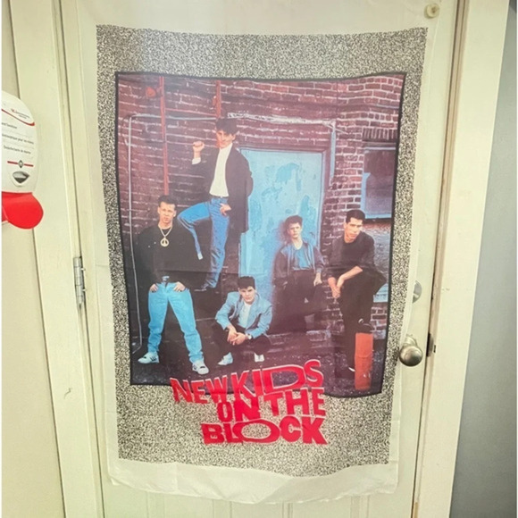 New kids on the block fabric tapestry quite large - Picture 1 of 7